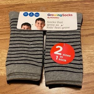Growing Socks by Richelieu